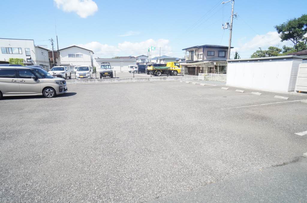 トリプルエイト 201号-14