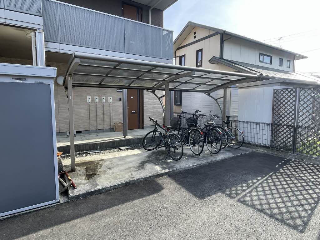 シャーメゾン不来方Ⅱ 102号-4