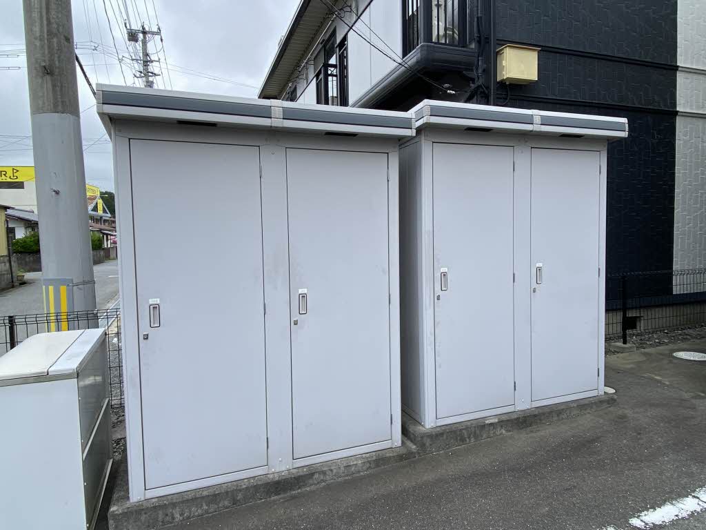 シャーメゾンマルエ 202号-3