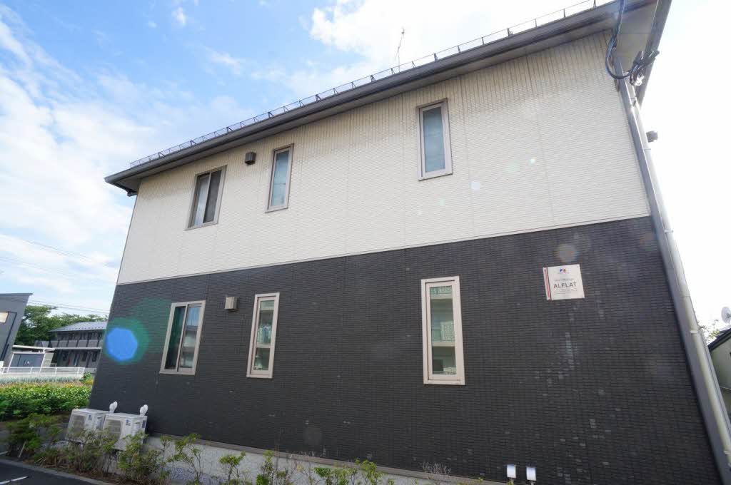 シャーメゾンアルフラット202-1