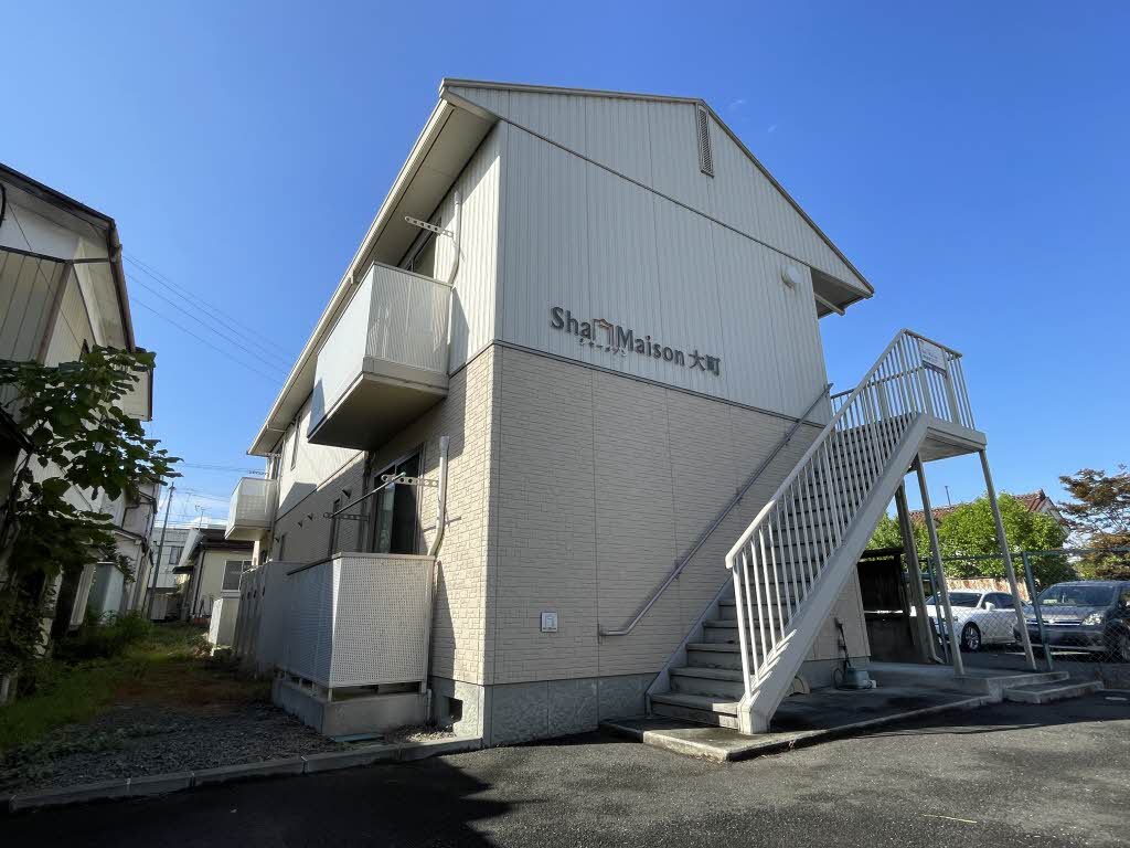 シャーメゾン大町201-1