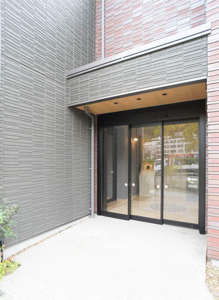 センターフィールド森合町 203号-13