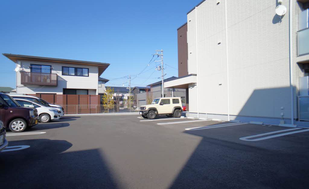 グリューネ 303号-5