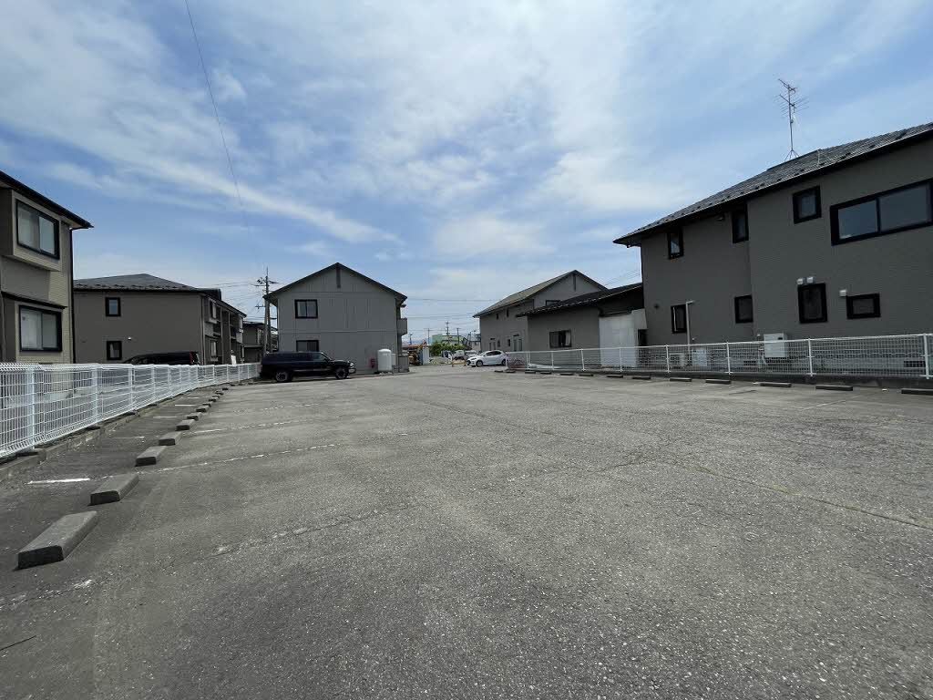 メゾンド・ウィッシュ B 201号-12