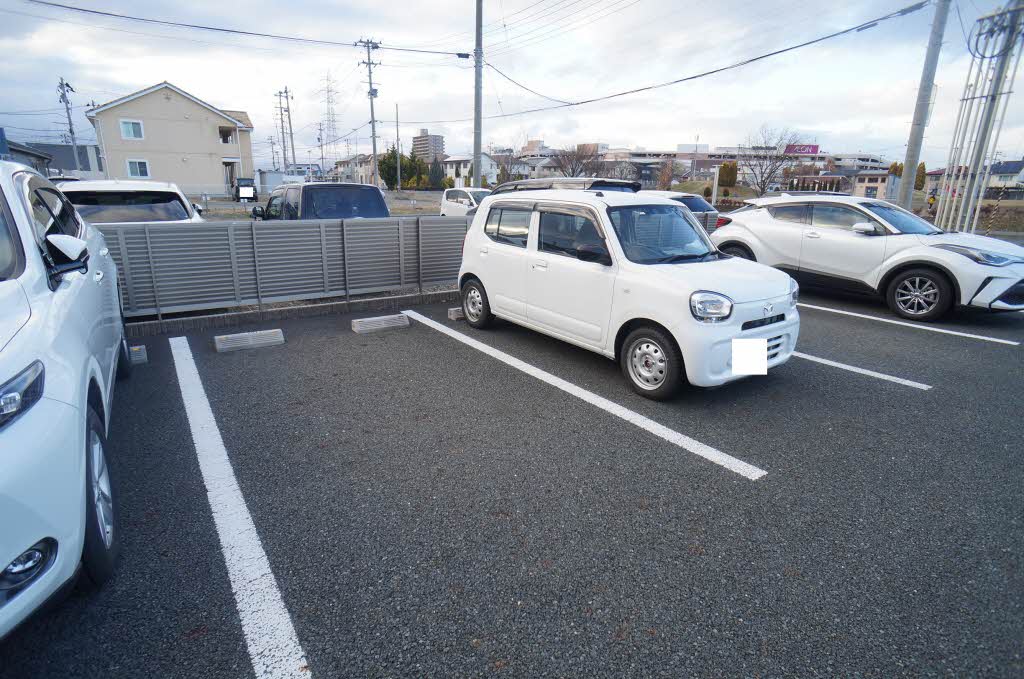 メゾンマスト盛南中央Ⅱ 305号-3