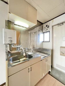 三つ石ハイツ 202号-5