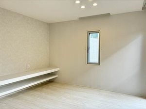 タウニィ鶴ヶ谷 102号-2