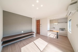 タウニィ鶴ヶ谷 201号-2