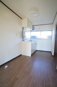 メゾン泉 201号-3