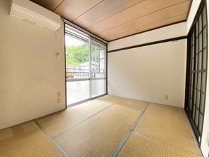 アーバン・ド・ジュネス 205号-3