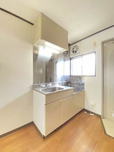 アーバン・ド・ジュネス 205号-6