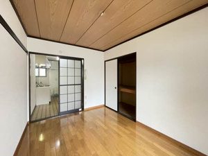 サン・マロンド 106号-3