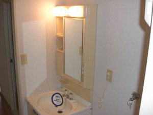 クレフォートメゾンB 103号-4