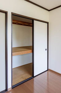 メゾン・ド・吉成 101号-13