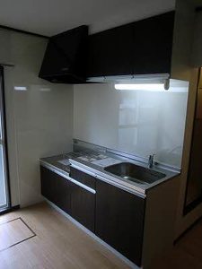 コートビレッジ泉 102号-5