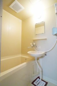 ルネサンスコート 102号-5