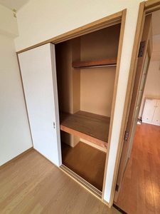 グランドール小松島 502号-8