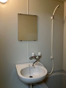 ヴィラ・アズール 102号-6