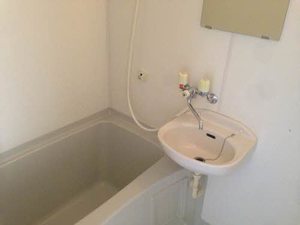 シャトー西館 201号-3