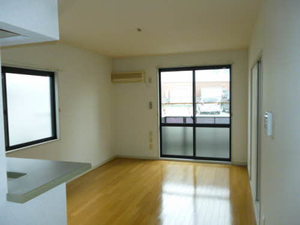 KMフラッツA 103号-2