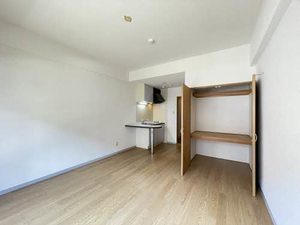 ロイヤル・セフィラ 103号-3