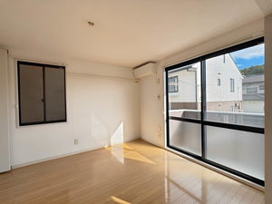 カーサ・ルミエールＡ 101号-3