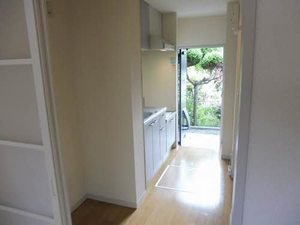 フローラルコート 102号-3