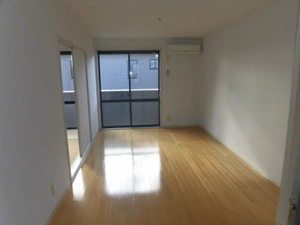 グラン・シャルムＢ 201号-1