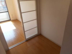 ジュネス山の寺Ⅰ 101号-4