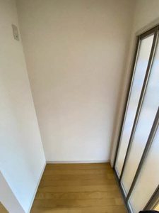 イーストパレスD 101号-6