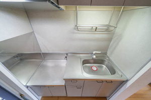 イーストパレスD 102号-5