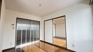 アムールコート 202号-3