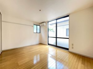 ラティール八幡 103号-2