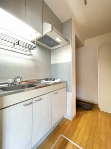 ラティール八幡 103号-4