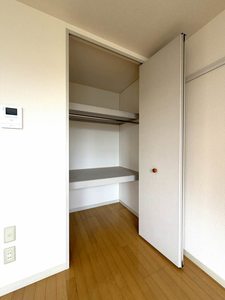 ラティール八幡 201号-9