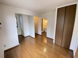 ファミーユ燕沢 202号-5