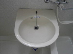 新坂壱番館 101号-3