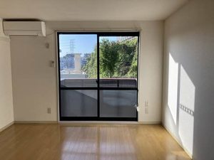 エスポアール・桜ヶ丘 102号-2