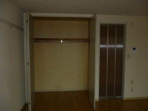 Kalmia Palace B 101号-7