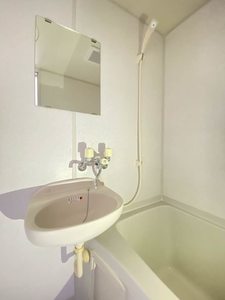 ヴィラ・ルネサンス 202号-8