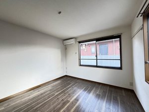 ヴィラ・ルネサンス 205号-3