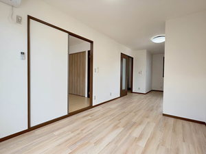 バリュージュ今泉 203号-2