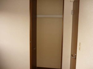 サニーコート五番館 102号-2
