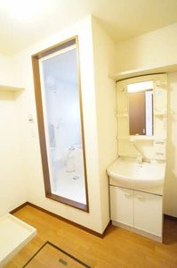 Ｌｉｌｙ　ｏｆ　ｔｈｅ　ｖａｌｌｅｙ 101号-8