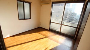 グリーンヒルズ北仙台 201号-2