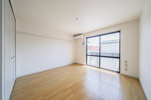 ファミーユサシン 203号-2