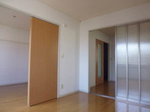 Ｙ’ｓ　Ｇａｒｄｅｎ 203号-2