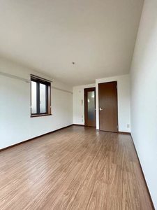 シャーメゾン水の森 101号-4