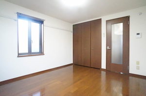 サンメゾン八幡 205号-2