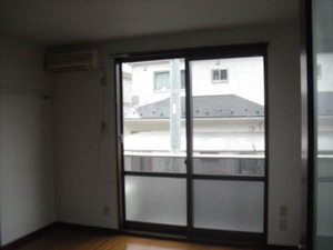 コート・ビギン 101号-4